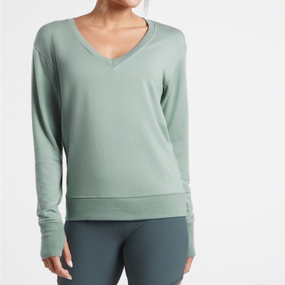 Athleta Sunrise VNeck Top